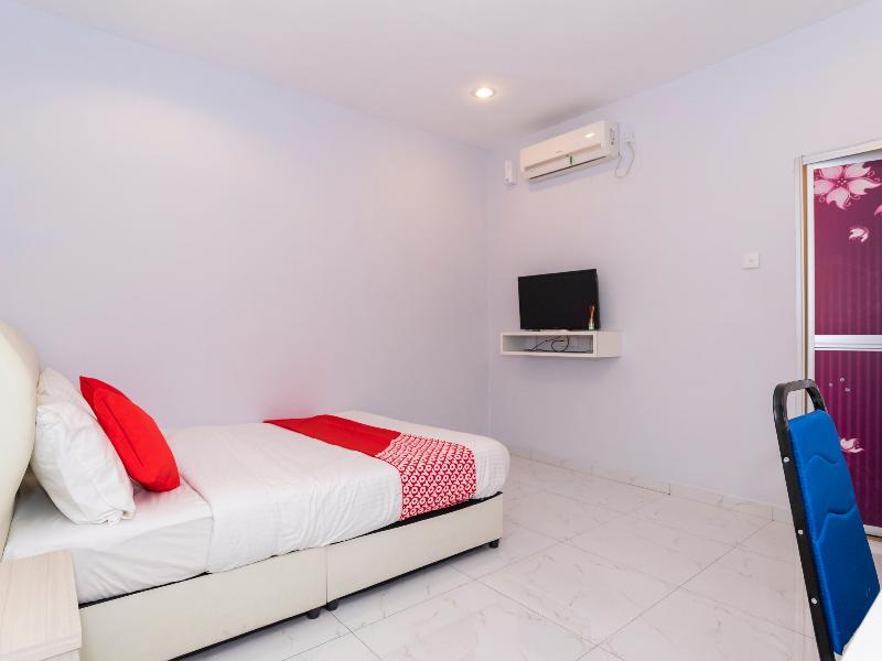 Oyo 1228 R & R Motel Johor Bahru Exterior foto